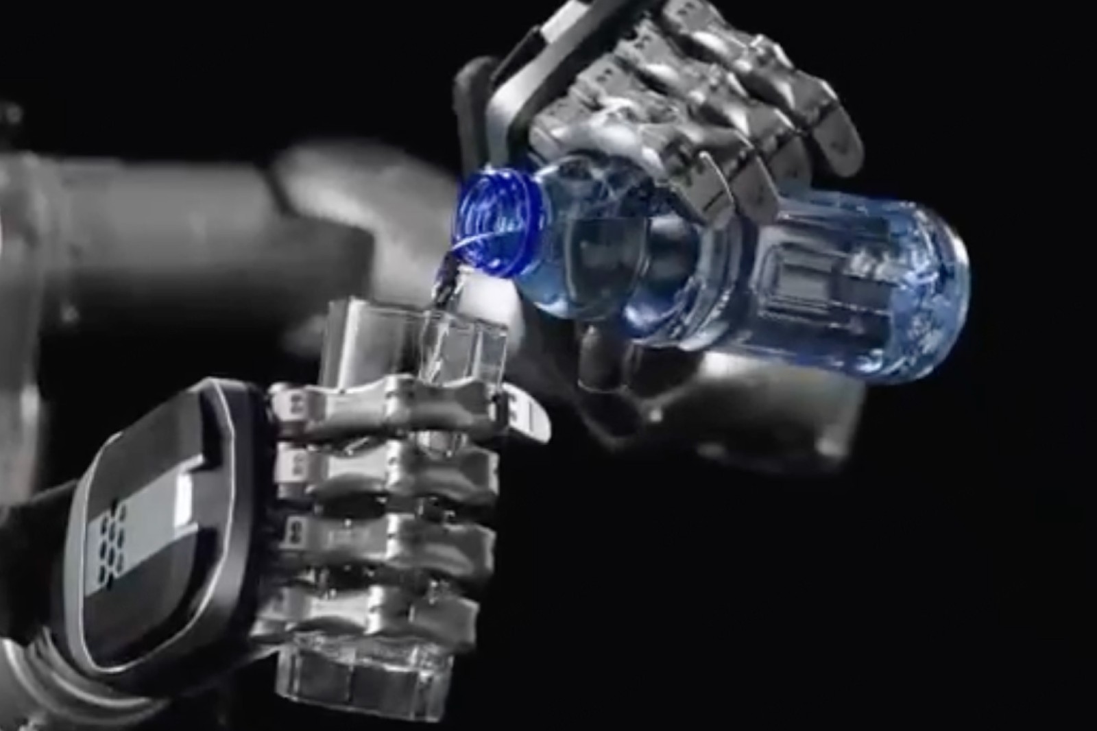 系列解读 | 快盈VIII灵巧手家族亮相：高自由度的创新突破